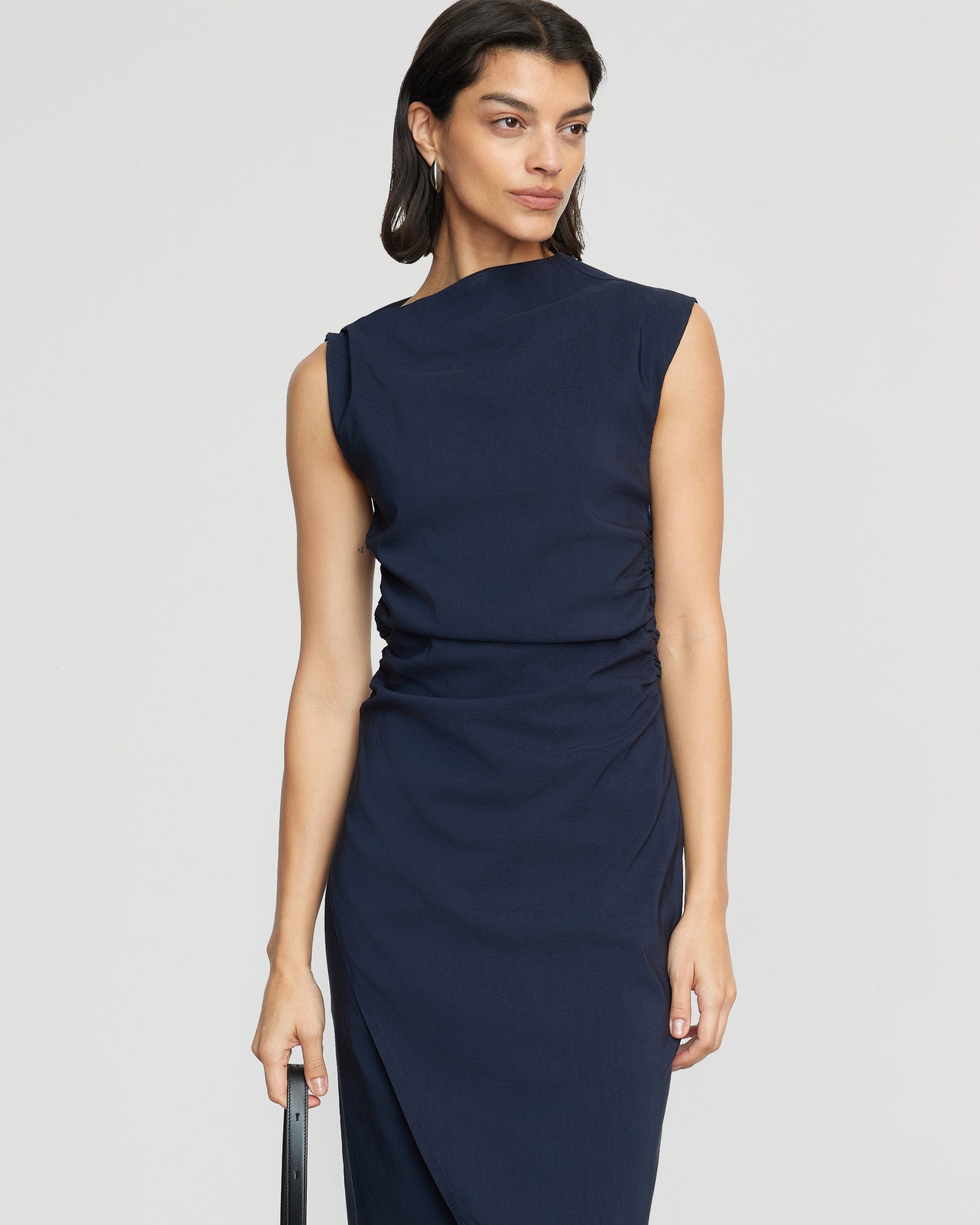 Asymmetric neckline hotsell